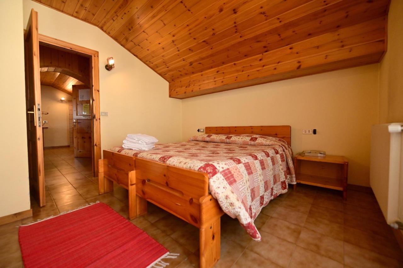 Residence Raethia Tra Bormio E Livigno Pradelle Exterior foto