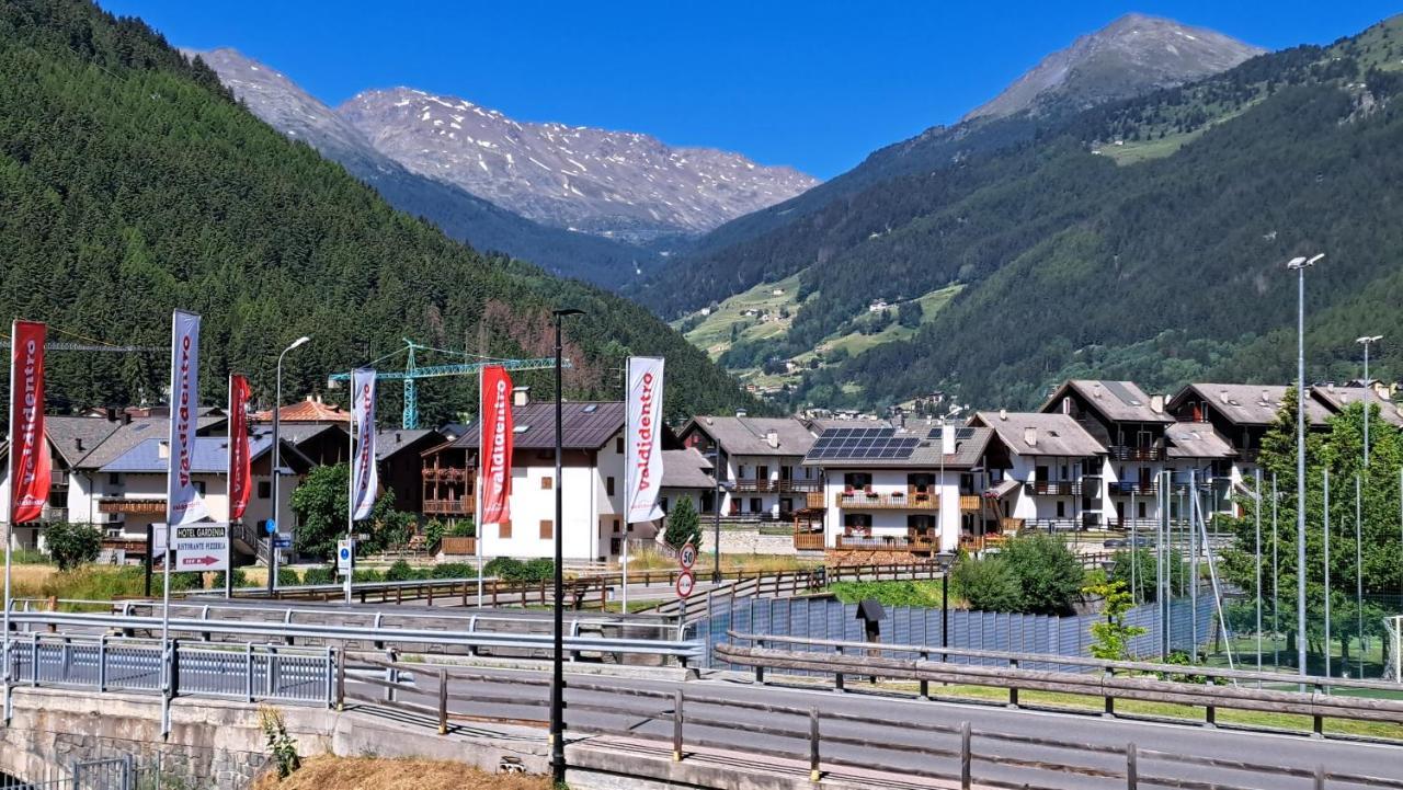 Residence Raethia Tra Bormio E Livigno Pradelle Exterior foto
